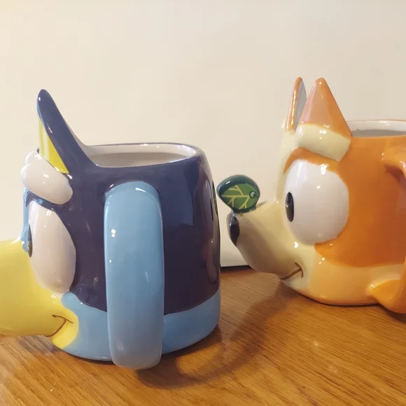 Bluey MUGS LOT OF 2 FROM ZAK! - Picture 2 of 3